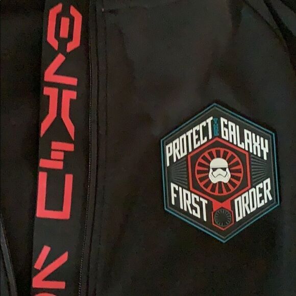 🎉Host Pick 🎉NWT DISNEY SWEATSHIRT| Galaxy’ Edge - Picture 2 of 7